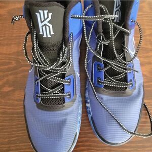 Nike Kyrie Flytrap IV men's basketball sneakers
